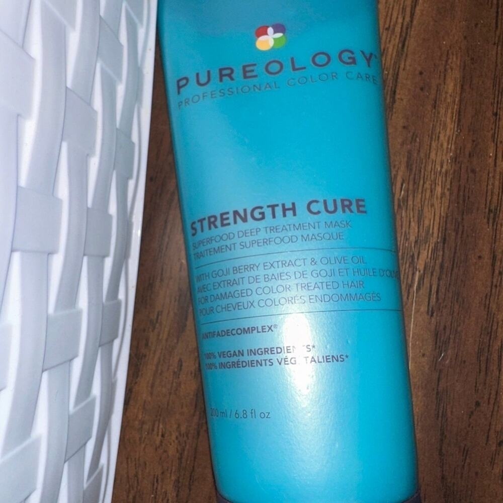 Pureology Strength‎ Cure Superfood Deep Treatment Mask